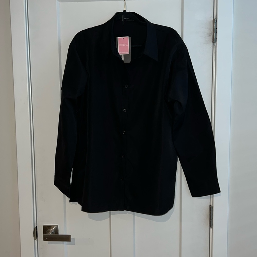 Pretty Little Thing Button Down Long Sleeve Woven Cotton Oversized NWT  Size 8